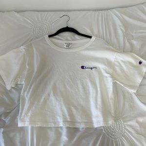 Cropped Champion Shirt